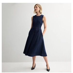 Nine West Elegant Navy Blue Sleeveless Dress Size 4